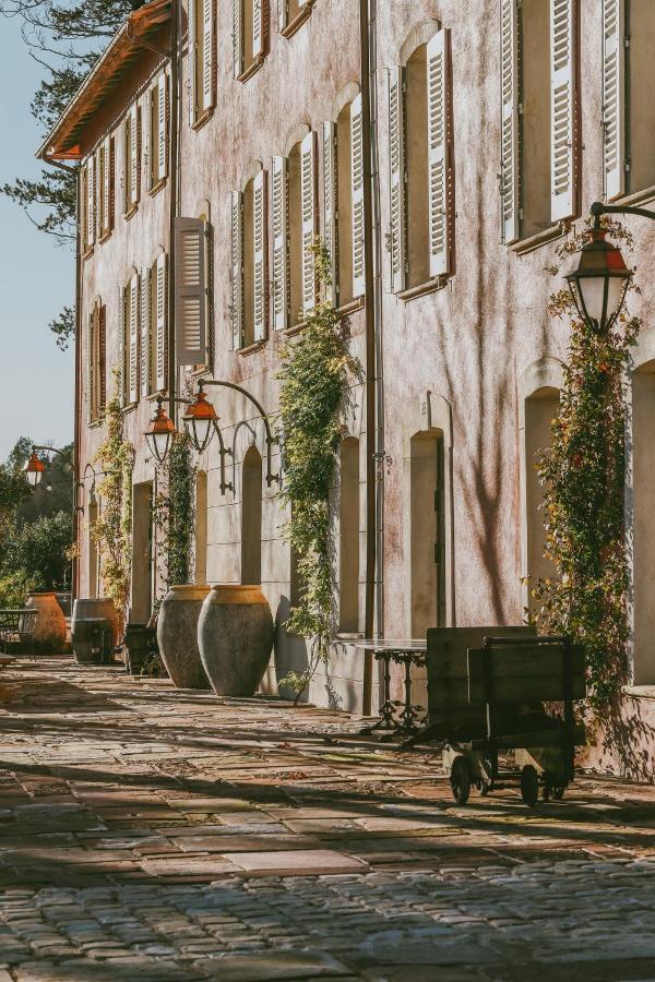 Chateau Saint Roux Le Luc-Le Cannet Des Maures エクステリア 写真